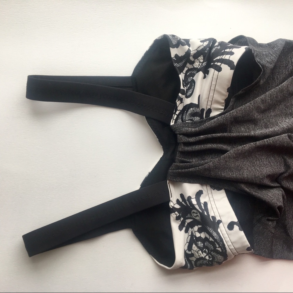 Lululemon Flow Top - Picture 4 of 7